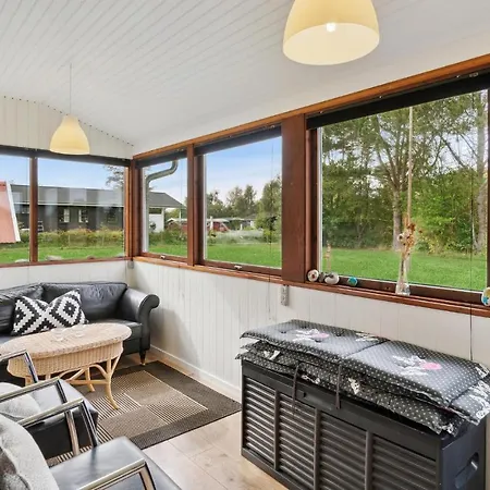 Gorgeous In Samso With Kitchen Feriehus